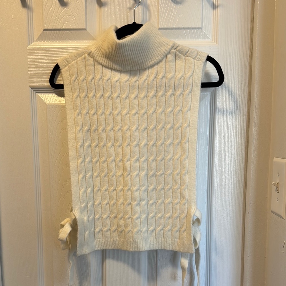 Women's Cream Cable Knit Sweater Vest